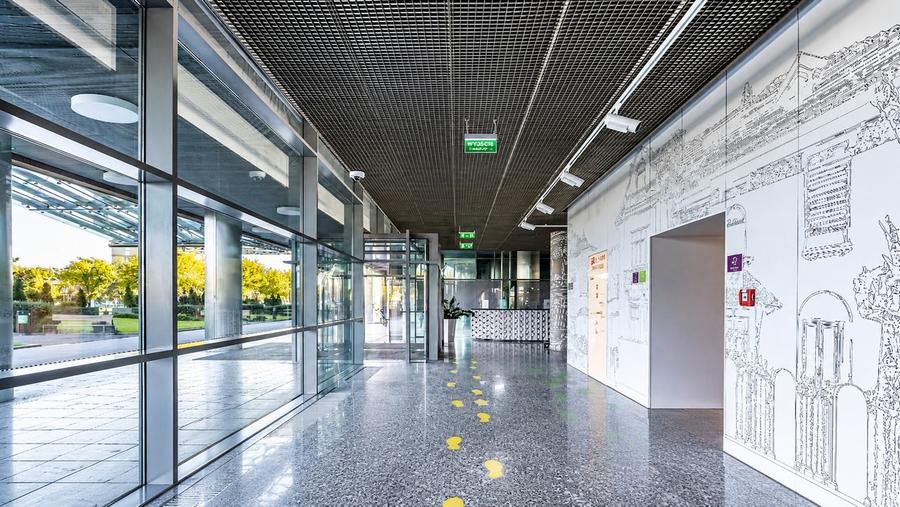 Opera Center I