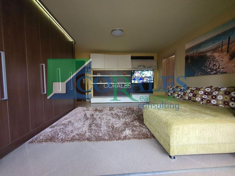 Complex. Etaj 1. Renovat complet. - 3