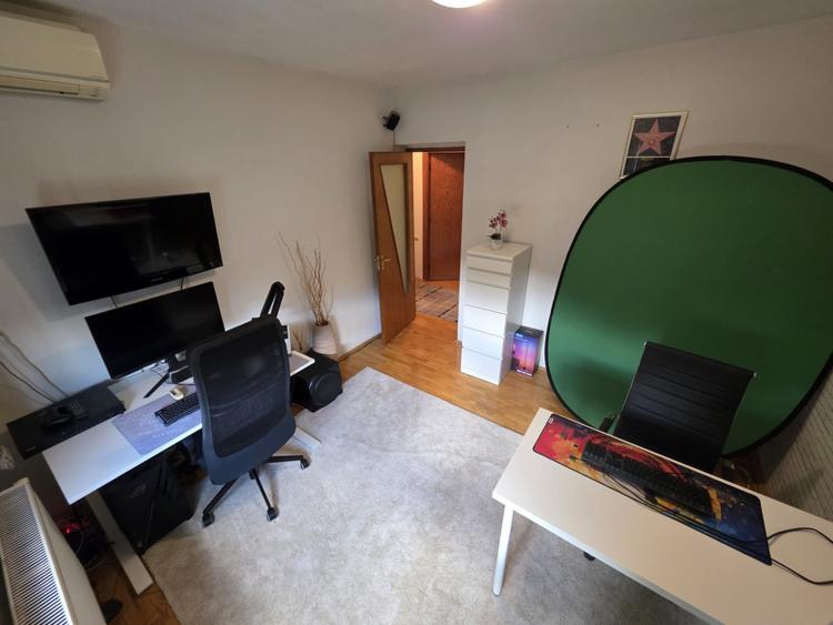 Vila Individuala /Piscina Proprie/Teren 2100 mp