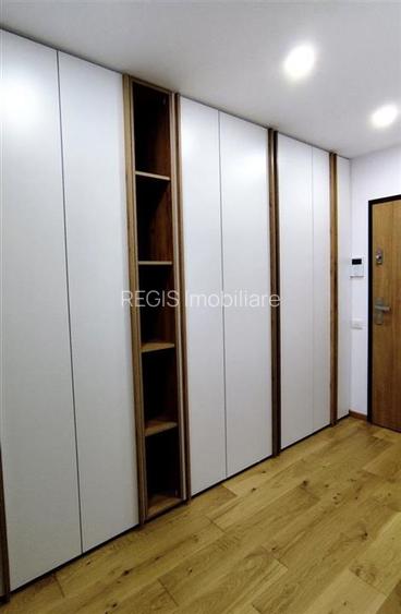 Studio luxos cu priveliste, parcare, aer conditionat in Urban Plaza - 7