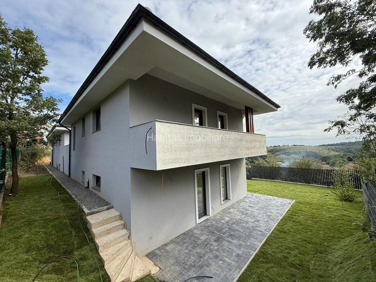 Casa cu garaj, teren liber 326 mp in Feleacu - 28