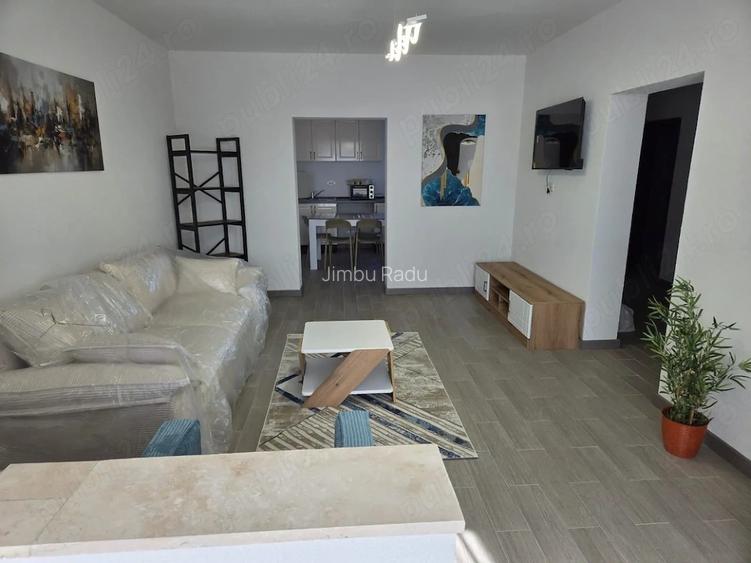 Casă Duplex | 2 Apartamente Separate | Curte, 8 Parcări, Mobilată Nou - 9