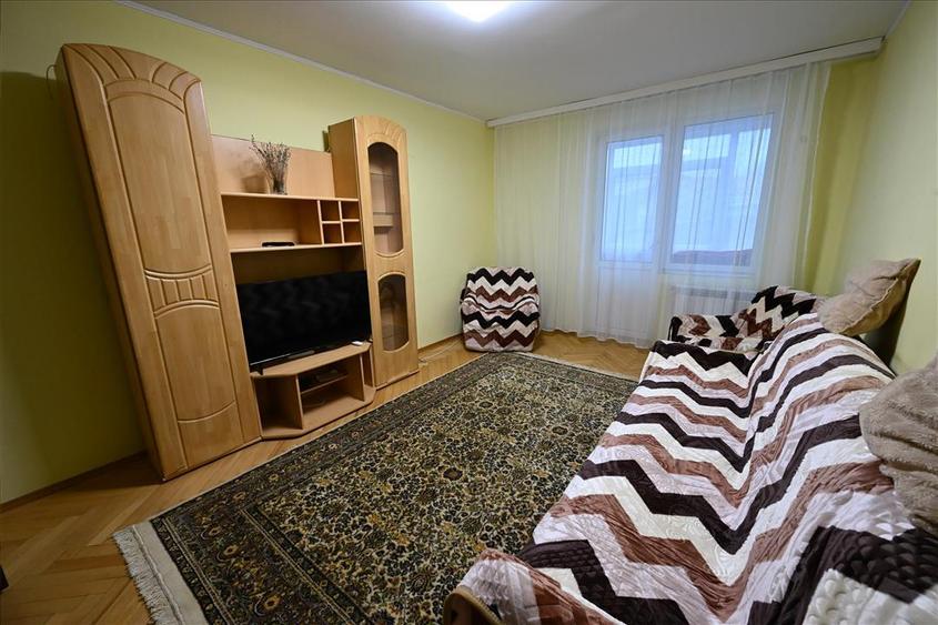 Apartament 2 camere De Inchiriat Ultracentral Cu loc Parcare