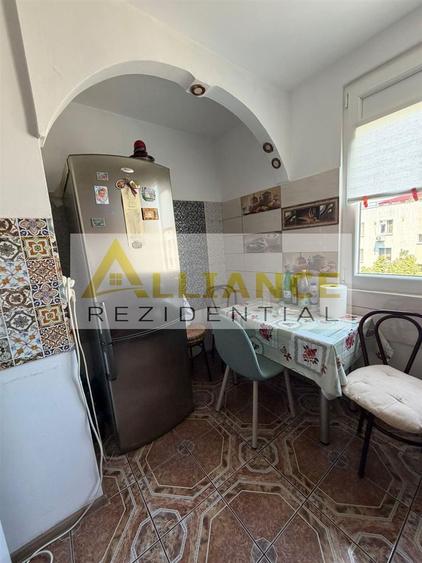 Sector 3 Apartament 4 camere 2 bai 815 mp