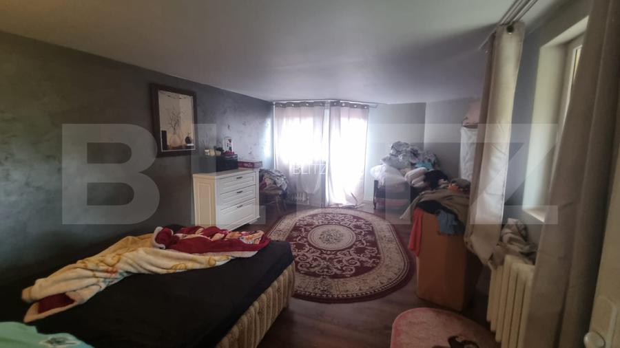 Casa 6 camere, 215 mp, 2300 mp curte, zona Horpaz