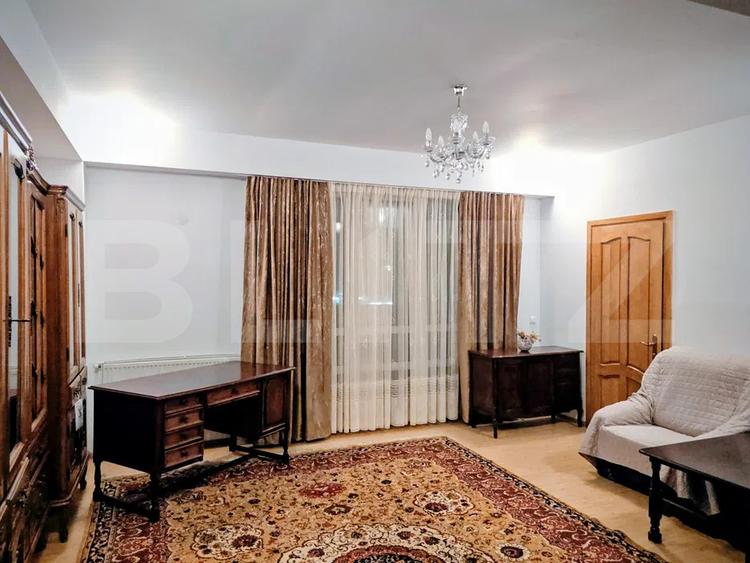 Apartament 3 camere, 80 mp, zona Podul de piatra