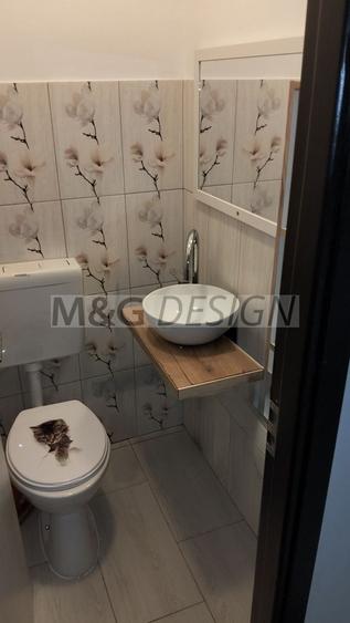 Ap 3 cam, zona Lipovei, etaj 2
