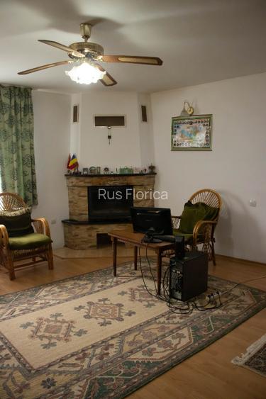 Casă de vânzare cu 3 camere cu curte generoasă - 8