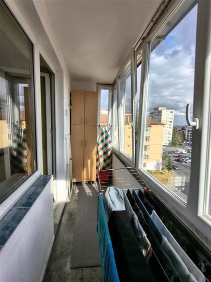 Apartament 2 camere balcon zona Cedonia