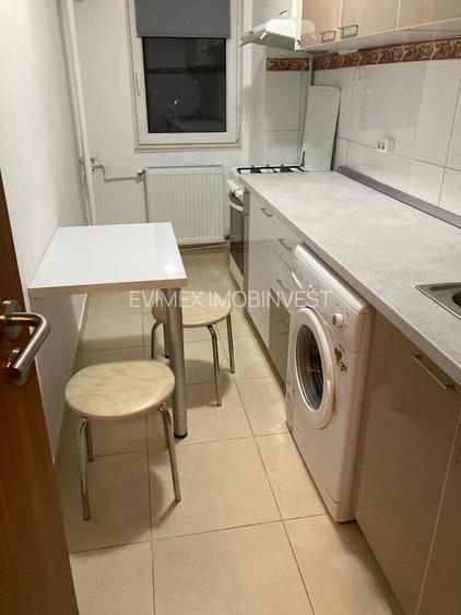 Costin Georgian metrou vanzare garsoniera dec - 4
