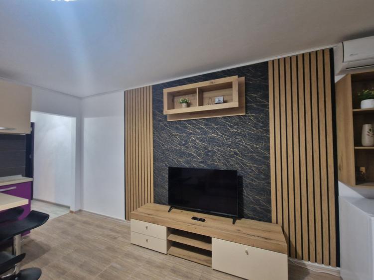 Navodari (Sud) - 2 camere, etaj parter, mobilat-utilat, gaze, termen lung -350e