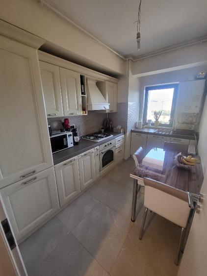 Vand apartament 4 camere Tomis Plus-Palazu Mare