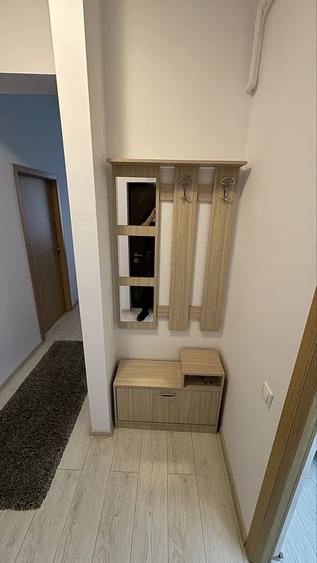 Apartament de 2 camere, semi-decomandat, zona centrala