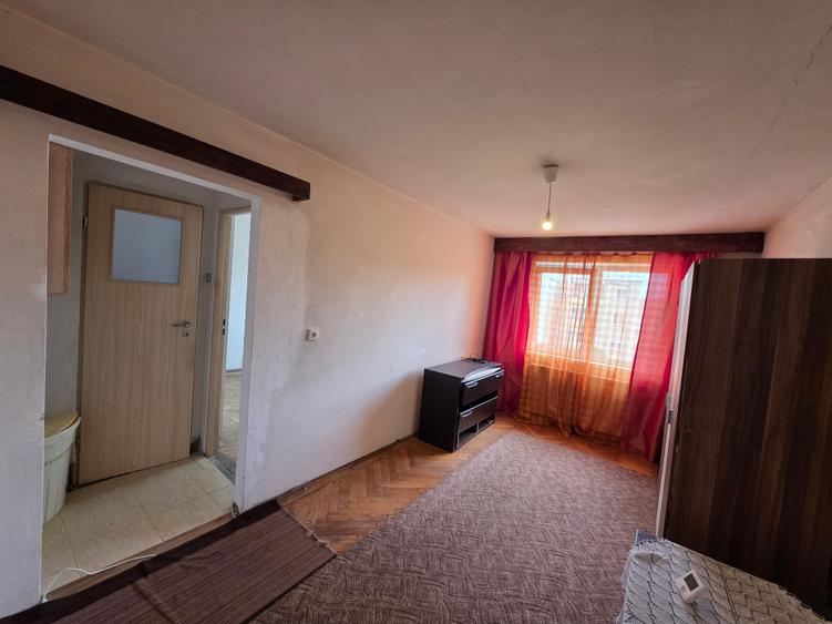 Vand apartament 2 camere Bld Dacia Deva