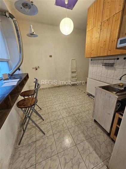 Spatiu comercial Central cu loc de parcare propriu - 5