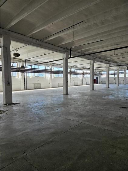 Spatiu Industrial - 3000 mp - Productie - Depozitare - Distributie