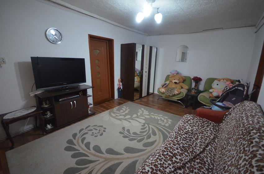 Casă 4 camere - curte 600 metri - Colentina - Andronache
