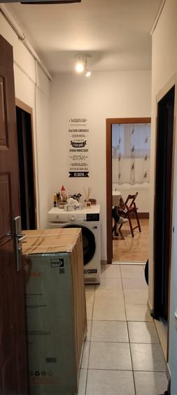 Apartament 2 camere in bloc vila zona Centrul Civic