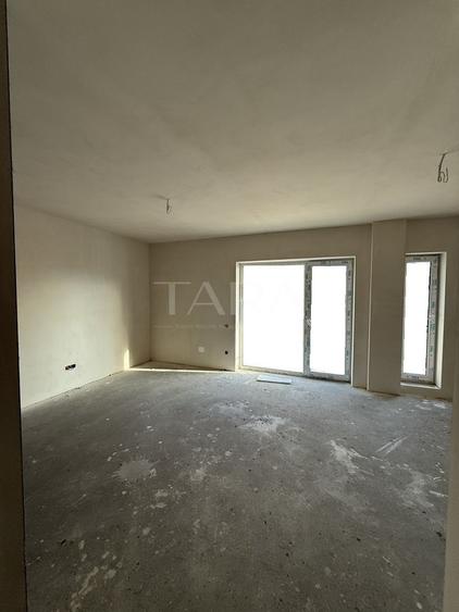 Apartament tip living si nișă de dormit, Baciu.