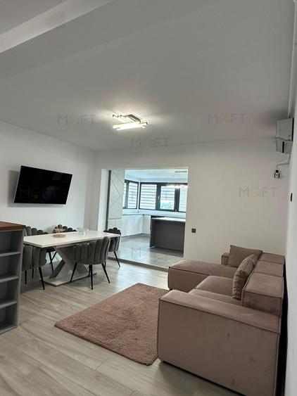 APAERAMENT 3 CAMERE TERASA LOC DE PARCARE INCLUS