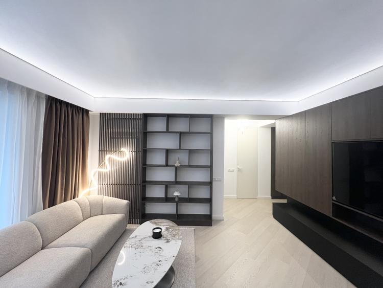 NOU / LUX / COMPLET MOBILAT SI UTILAT / LOC PARCARE DISPONIBIL