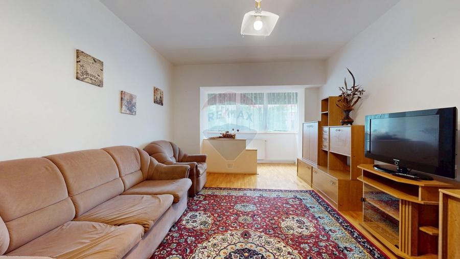 De închiriat: Apartament 3 camere – Str. Nicopole, Brașov