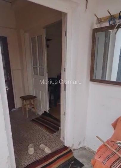 Casă de vânzare preț negociabil  - 10