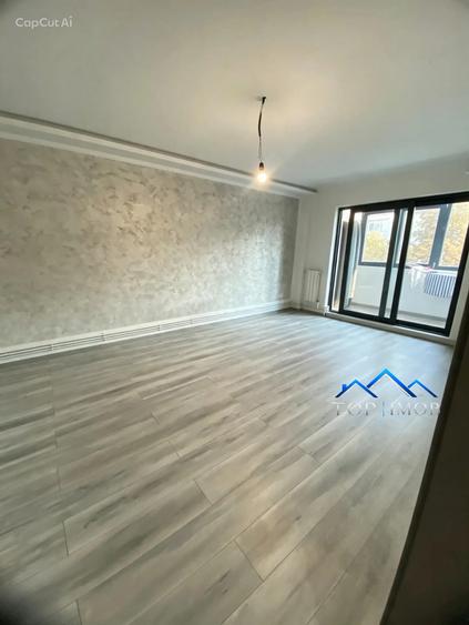 3DECOMANDATE RENOVAT la etajul 3, zona URA