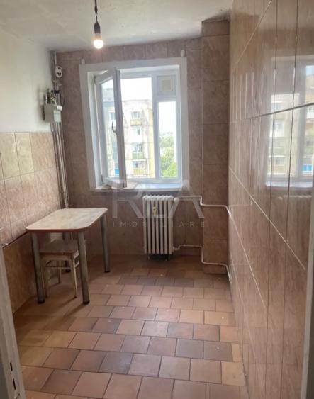2 camere, et 8/10, 50mp-Drumul Taberei