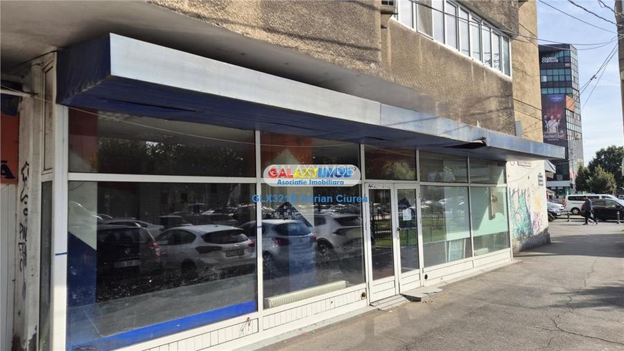 Spatiu comercial 130mp vitrina 12mp stradal Pantelimon Fundeni
