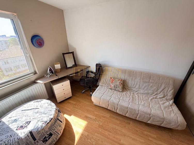 3 camere- 2 dormitoare| Zona Cetății| Centrală pe gaz| pet friendly
