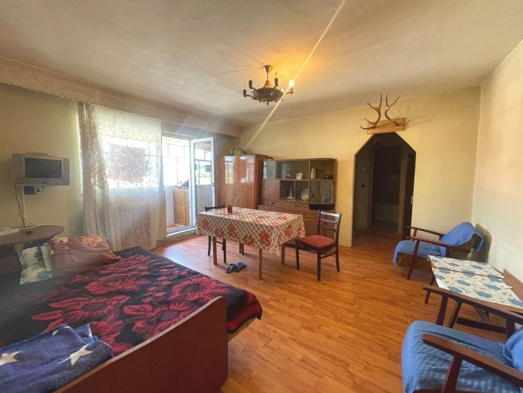 Apartament 2 camere| Renovabil | 54 mp | Zonă Cetate - Piata