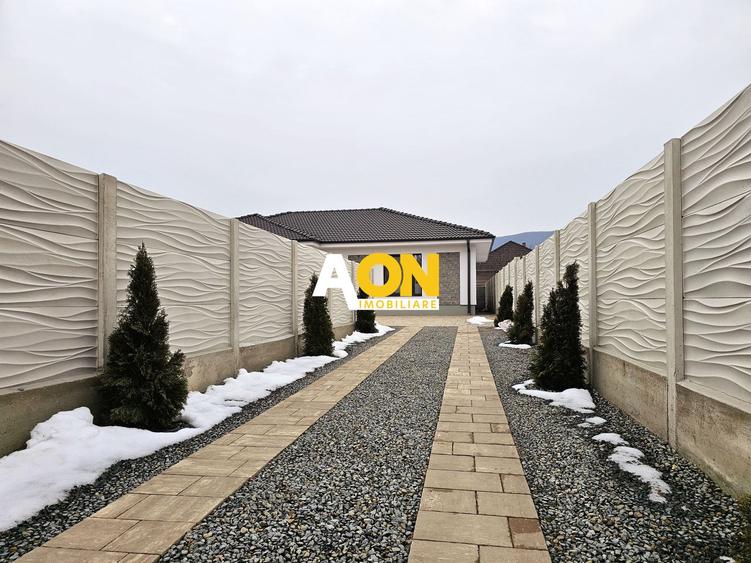 Casa 4 camere, predare la cheie, 560 mp teren, Micești