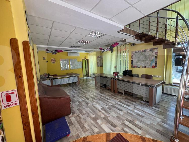 Spatiu comercial/birou de inchiriat, 100 mp, ultracentral