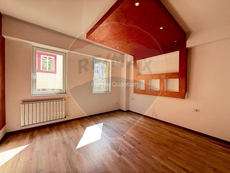 De Vânzare Apartament cu 2 camere,53 mp,  etaj 1,  Bloc Nou- Rogerius - 6