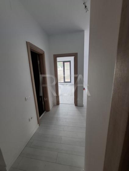 3 camere P/5, parcare, centrala, gradina, Bdul Timisoara.