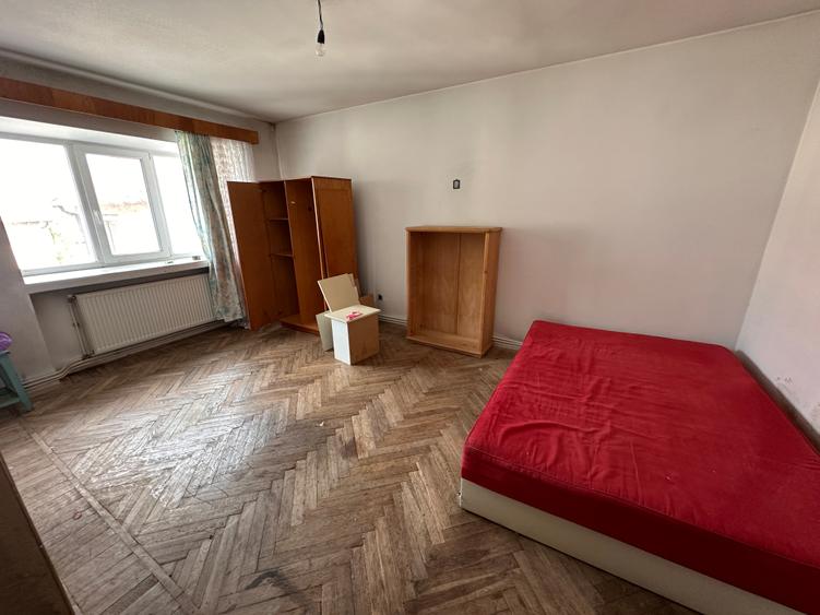 Apartament 3 camere, 2 balcoane - bloc tip vila, Bld. Mihai Eminescu