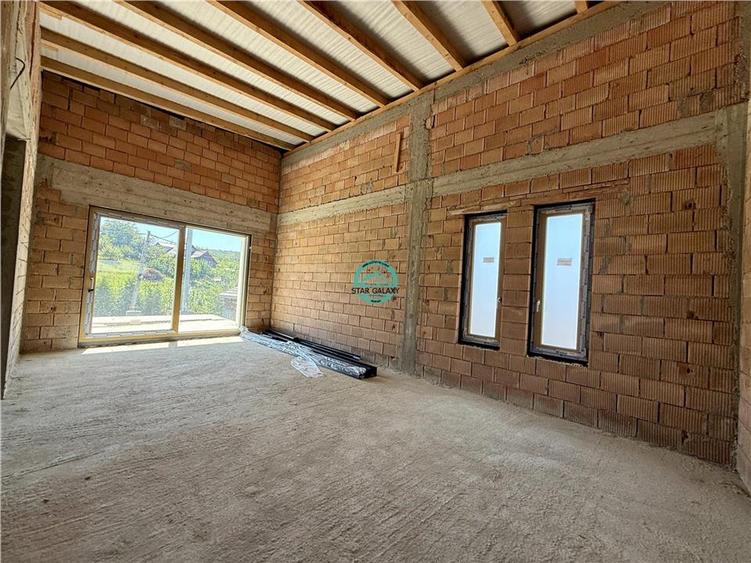 Casa cu 3 camere de vanzare, teren 400 mp, in Corunca