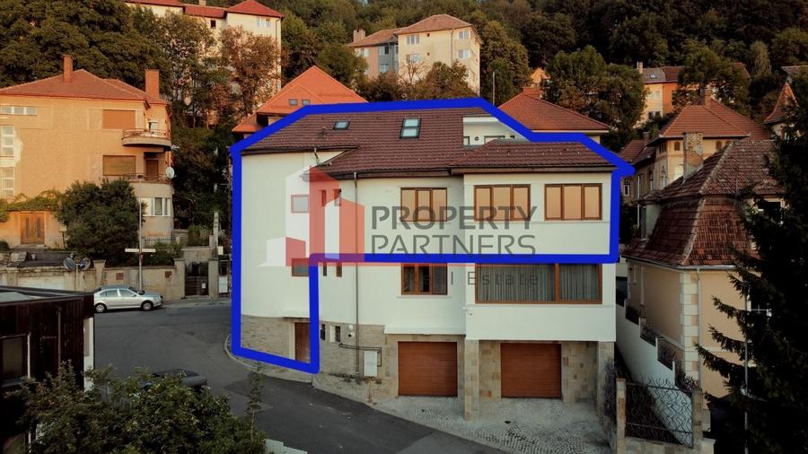 Apartament Duplex Elegant cu Terasă Panoramică – Dealul Cetății, Brașov