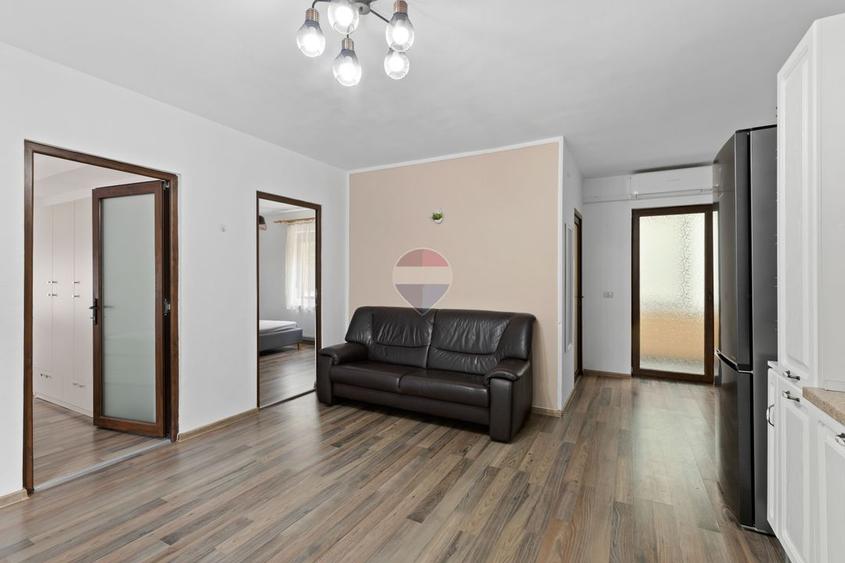 Apartament cu 3 camere si loc de parcare în zona Aurel Vlaicu