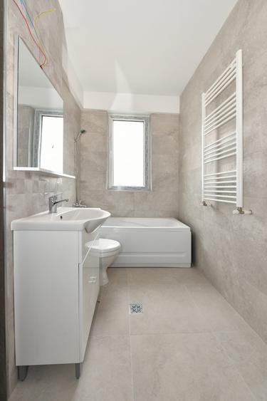 Apartament 3 camere, ansamblu nou, p+3, lift Bdul Eroilor, direct dezvoltar