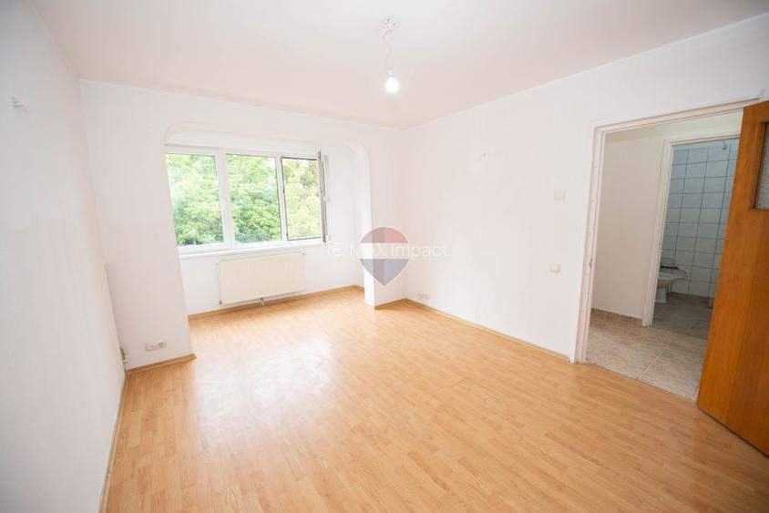 Apartament cu 3 camere de vanzare, 64 mp, decomandat, Politehnica - 9