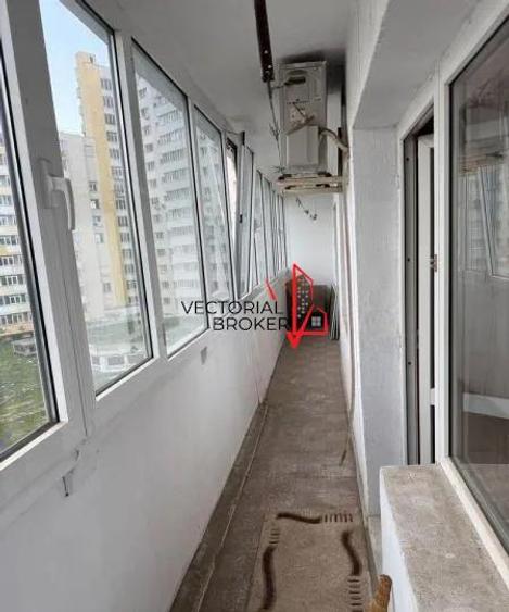 3 camere decomandat la 2 minute de metrou Obor