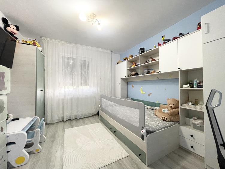 Apartament 3 camere mobilat si utliat - Calea Urseni