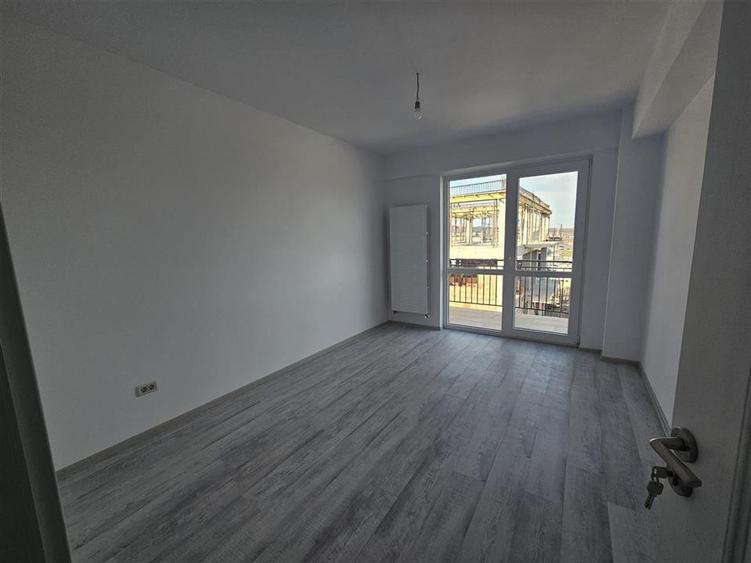 Apartament 3 camere - 85mp