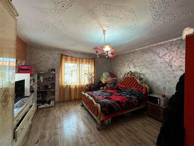 Casa individuala cu 3 camere si 360 mp teren zona Aviatiei