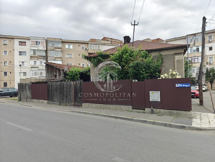 Proprietate cu potențial comercial – casă și teren în zona Clubul Politistilor /