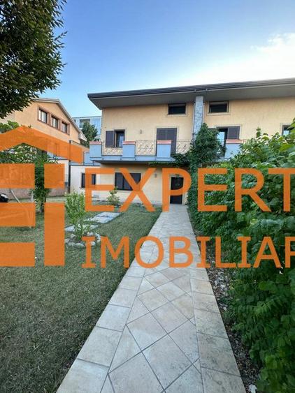 Casă Faleza Nord de Vânzare | Complex Privat Reyna | Renovată