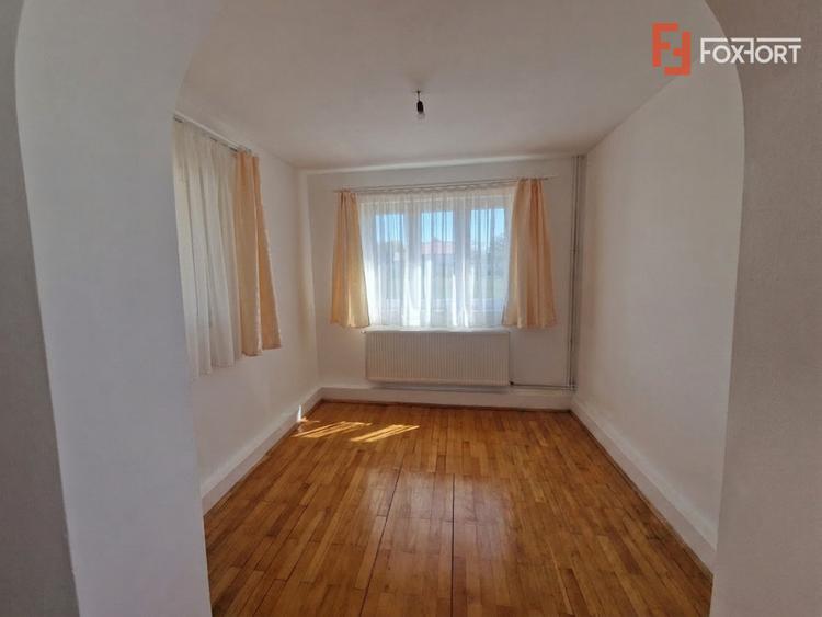 Casa individuala cocheta, cu 4 camere - Remetea Mare