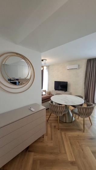 Apartament 2 camere complet mobilat si utilat in bloc boutique